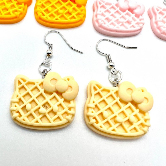 Hello Kitty Earrings - Waffle Earrings - Sanrio Earrings - Breakfast Earrings - Picture 3 of 10